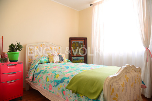 Departamento En Condominio Regata