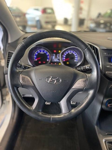 Imagem 12 de 14 de Hyundai Hb20x 1.6 16v Premium Flex 4p Manual