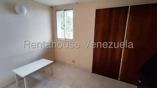 Alto Prado Mls# 25-15032 Wm