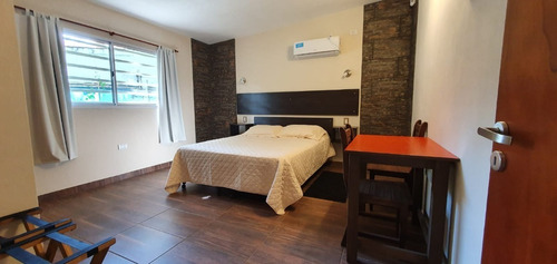 Imagen 6 de 8 de Espectacular Complejo De Casas Cabañas- Venta En B° La Toma, Capilla Del Monte, Córdoba (01-491)