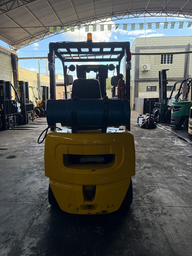 Empilhadeira Komatsu Fg18 Triplex Com Deslocador 1.8 Ton
