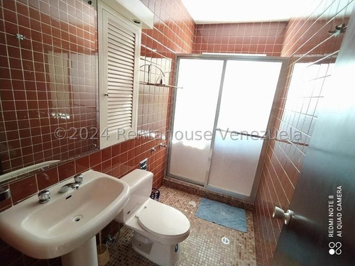 Amplio Anexo En Alquiler Remodelado Y Equipado Con Terraza En Horizonte Nb 4-25025