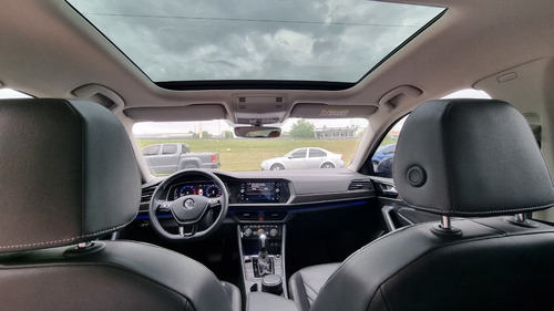Imagen 22 de 25 de Vw Vento Highline 1.4 Automatico 2021 Ugarcia Us