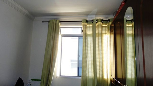 Vende-se Apartamento De 2 Quartos. - 1111
