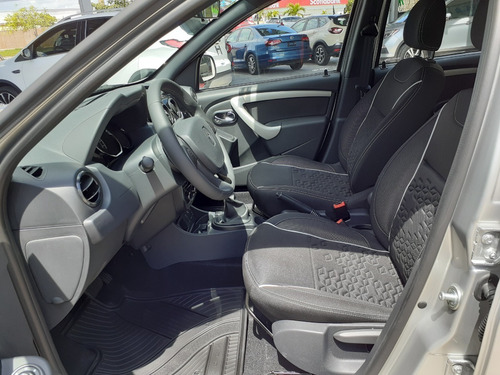 Imagen 9 de 15 de Oroch Outsider Ta 2.0lt 2021 Renault