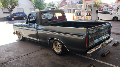 Ford F-100 4.2 V8