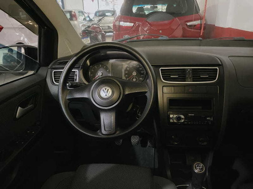 Imagem 4 de 8 de Volkswagen Fox 1.0 8v (g2) (blackfox) 4p 2010