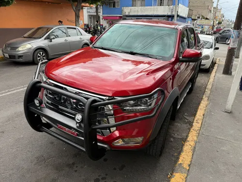 JAC Frison T8