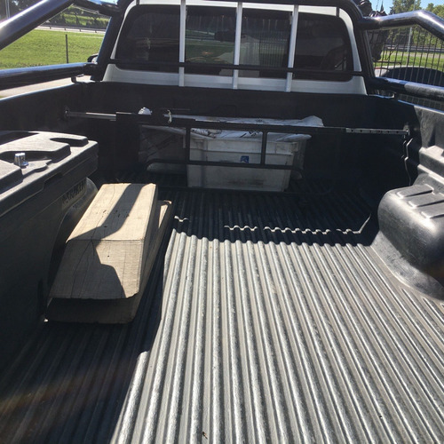 Toyota Hilux Cs Cabina Simple 4x2 + Trailer (opcional)