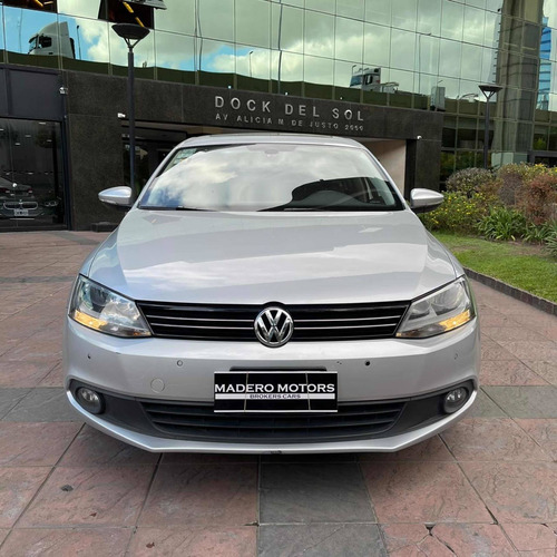 Volkswagen Vento 2.5 Luxury 170cv Madero Motors 2014