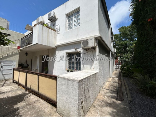 En Venta Oportunidad Complejo De 5 Apartamentos, Colonia