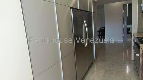 Sb Alquiler Atrium, Es Un Exclusivo Conjunto Residencial Ubicado En El Rosal, Cuenta Con 134,72 Mts2