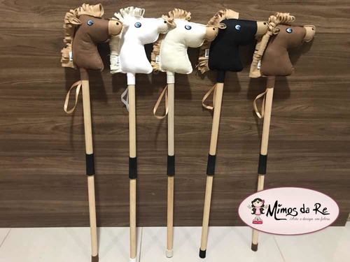 Kit Com 22 Cavalos De Pau - Lembrancinhas Fazendinha