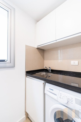 Imagen 20 de 28 de Apartamento De Tres Dormitorios En Suite En Alquiler Con Vista El Mar En Primera Línea Playa Brava