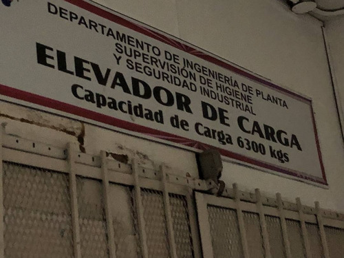 Imagen 11 de 12 de Edificio Industrial A Media Cuadra De La Francisco De Miranda, A Una Cuadra Del Metro Contactar Al Whatsapp