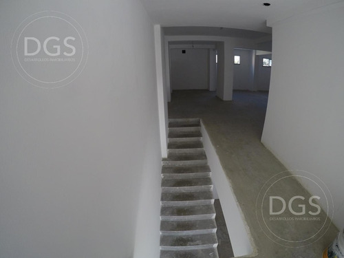 Imagen 20 de 25 de Amplio Local De 180m2 En Zona Estratégica De Lomas De Zamora