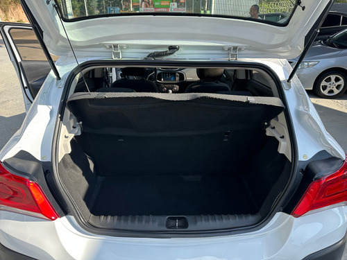 Chevrolet Onix ONIX HATCH ACTIV 1.4 8V FLEX 5P AUT.