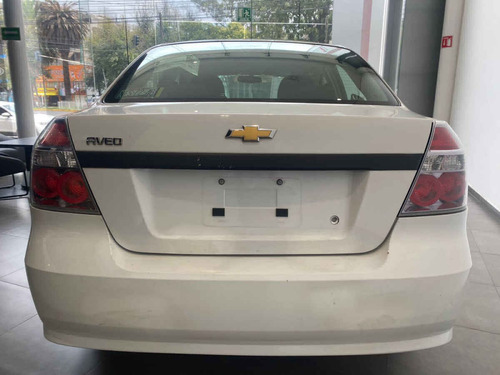 Imagen 6 de 15 de Chevrolet Aveo 2018 4p Ls L4/1.6 Aut
