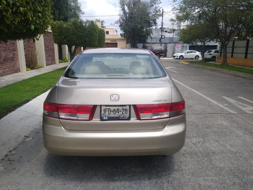 Imagen 6 de 11 de Honda Accord Ex V6 2003