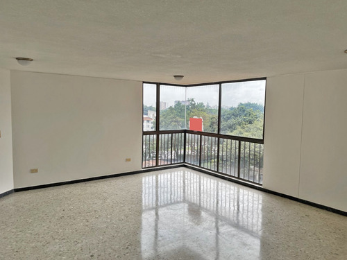 Imagen 10 de 27 de Apartamento En Venta, El Limonar, Sur