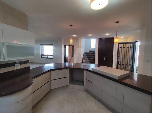 Imagen 9 de 30 de Casa Para Uso Comercial O Residencial En Colonia Republica