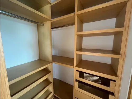 Casa Poblado-san Lucas 366mt2-4 Alcobas + Estudio-exclusiva Unidad