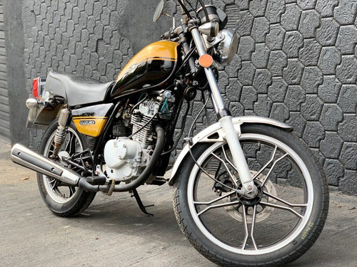 Imagem 1 de 14 de Suzuki Intruder 2011 125cc