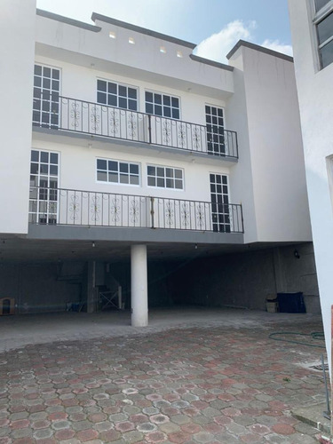 Edificio En Venta En Colonia La Magdalena, Toluca, Estado De México
