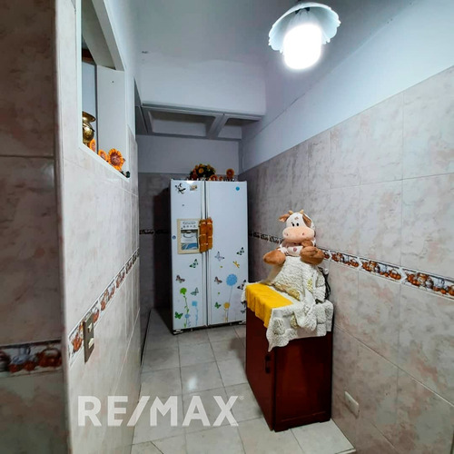 Imagen 7 de 15 de Casa Venta San Antonio De Los Altos Al Frente De Lo Castores La Gonzalera San Antonio Paola Dos Santos Re/max Life