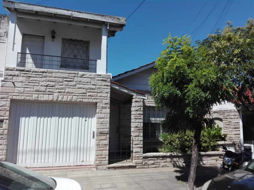 Chalet En Venta En Ramos Mejia Sur