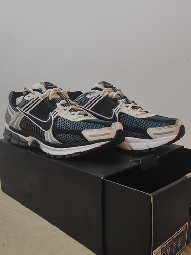 Nike Vomero 5 Limited