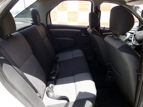 Renault Logan 1.0 Expression 16v Flex 4p Manual