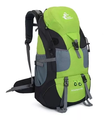 Mochila viaje Trekking 50L color verde diseño liso 50L