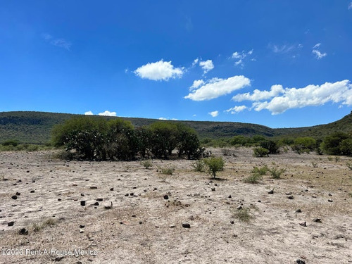 Rancho De 9500 Hectareas Entre Queretaro Y Guanajuato - Venta