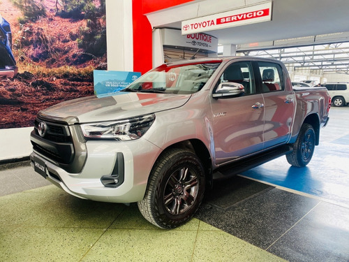 Toyota Hilux 2.4