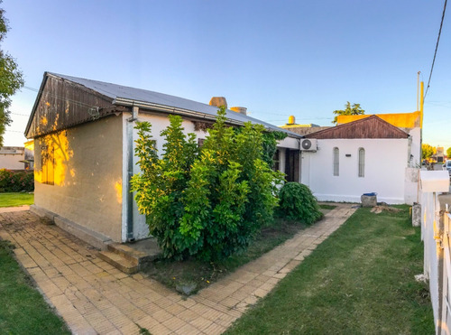 Imagen 1 de 7 de Casa En Venta 3 Habitaciones - Tandil