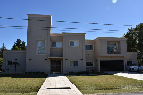 Casa  En Venta Ubicado En San Diego, Francisco Álvarez, Moreno