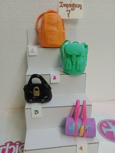Barbie Muñeca Accesorios Bolsos Bolsas Maleta Mochila (Usado)