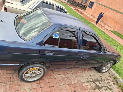 Nissan Sentra 1.6 B13 Std
