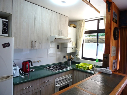 Dueño Vende Hermoso Y Acogedor Depto. Excelente Ubicación