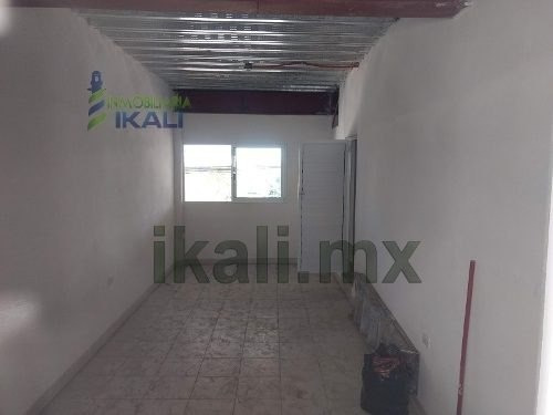 Imagen 15 de 22 de Renta Bodega Colonia La Calzada Tuxpan Veracruz. Ubicada En Boulevard A La Barra Norte # 224, En La Colonia La Calzada En El Municipio De Tuxpan Veracruz, La Bodega Cuenta Con Una Superficie De 400 M