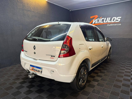 Renault Sandero Expression Hi-Flex 1.6 8V 5p