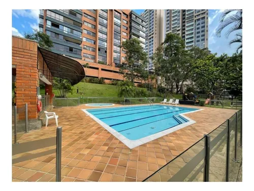 Rhbr-14213 (apto)piso 6 (poblado)