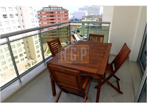 Apartamento En Brava, 3 Dormitorios -ref:15996