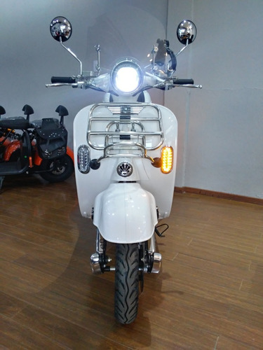 Imagen 17 de 25 de Sunra Vespa Vintage No Zanella Motomel No Hawk