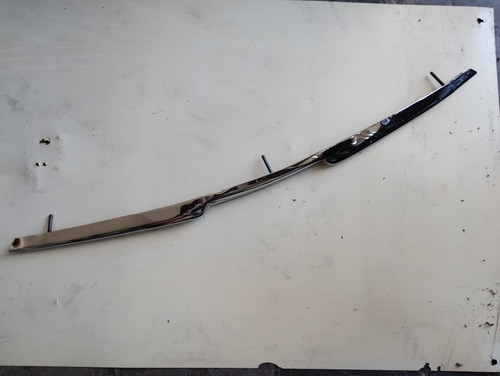 Moldura Original Cromada Peugeot 404