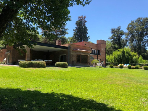 Imagen 14 de 30 de Venta Casa 5 Amb En Club De Campo Los Pinguinos, Ituzaingo