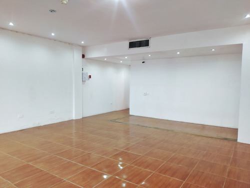 Local Comercial Planta Baja, Listo Para Tu Negocio