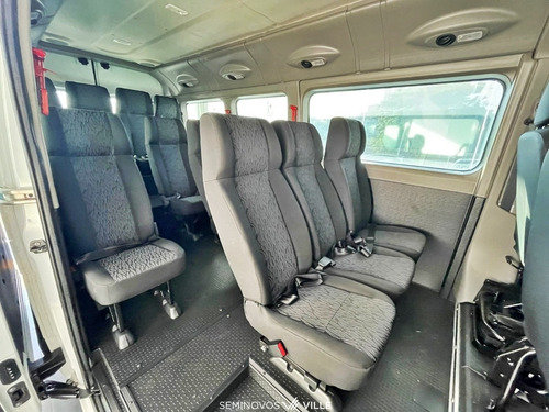 Imagem 9 de 10 de Renault Master Mbus L3h2