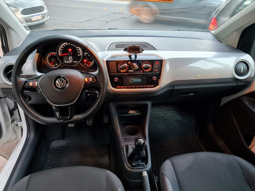 Volkswagen High Up 5 Ptas 2018